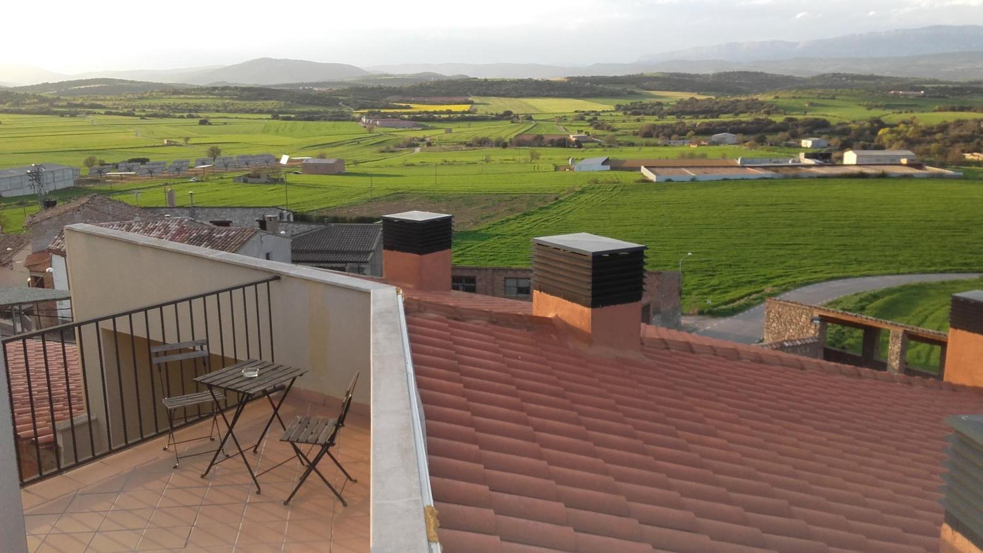 Cal Ribero Aparthotel Vilanova De La Sal Kültér fotó