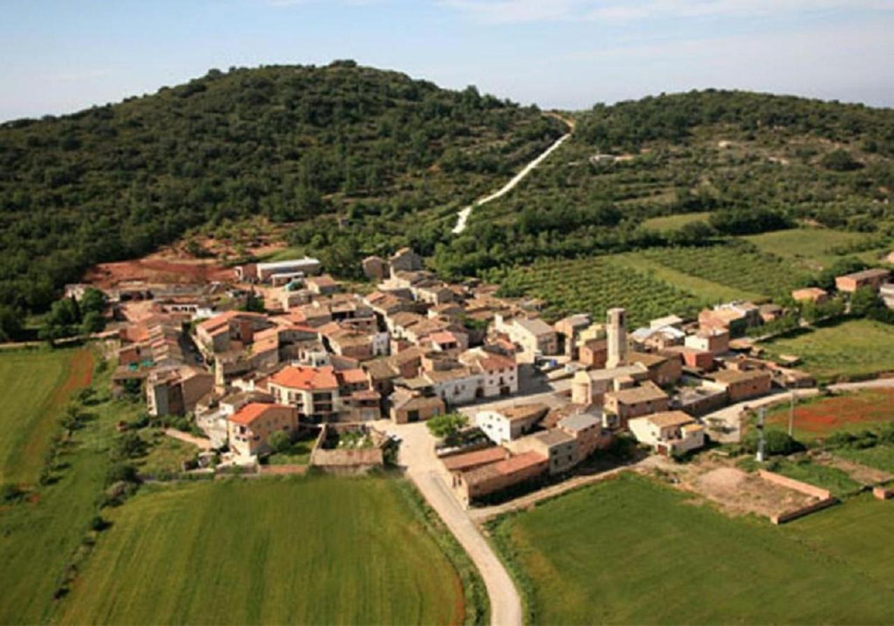 Cal Ribero Aparthotel Vilanova De La Sal Kültér fotó